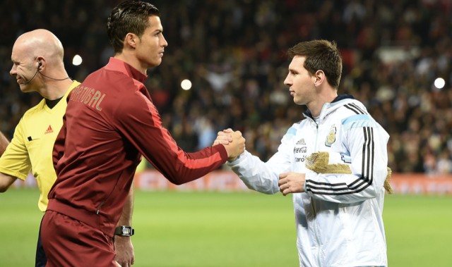  德布劳内手术刀直塞，丁丁助攻帽子戏法惊艳  