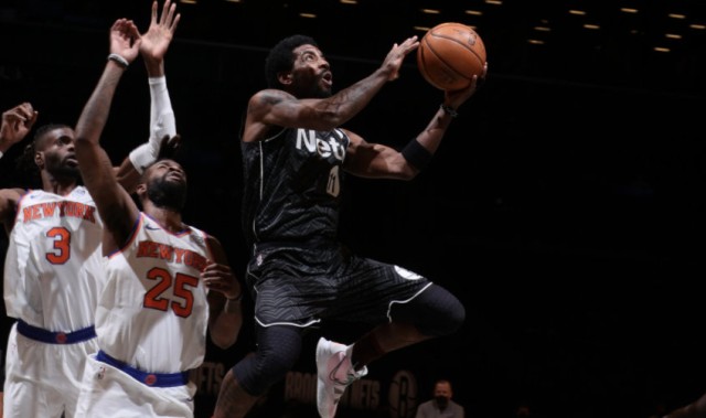  欧文灵动突破独行侠双加时险胜公牛